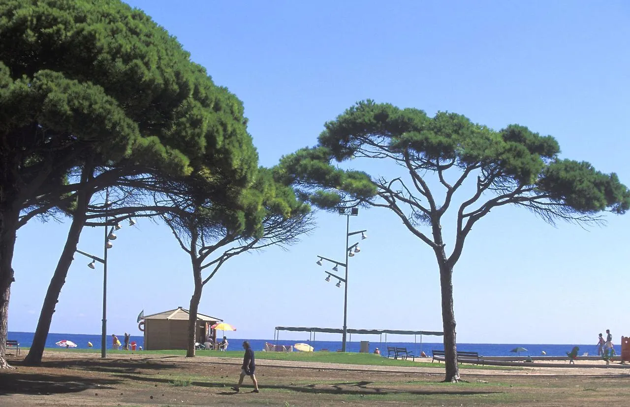 Campsite Camping La Pineda De Salou Hotel Spain